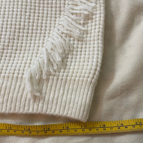 Michael Kors Waffle Knit Sweater with Fringe in Bone Colour NWT - Picture 8 of 11